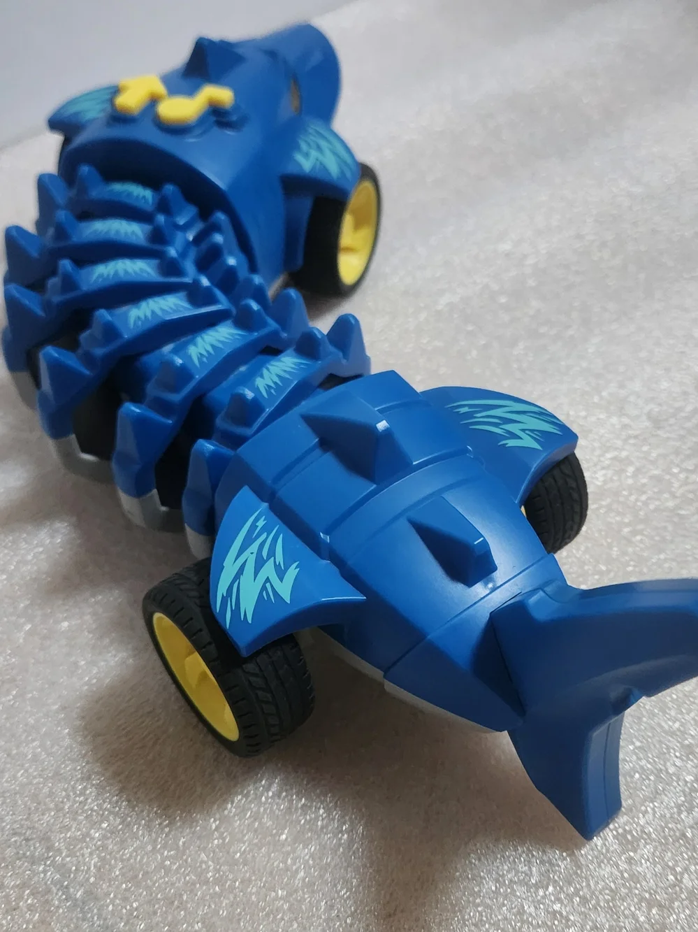 NIKOK Machine Lights And Sounds Shark Blue side winder 12 inch Tachan